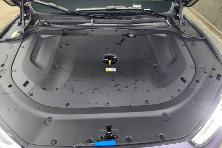 Used Hima AITO M5 2025 Extended-Range Ultra All-Wheel-Drive Version Engine Bay