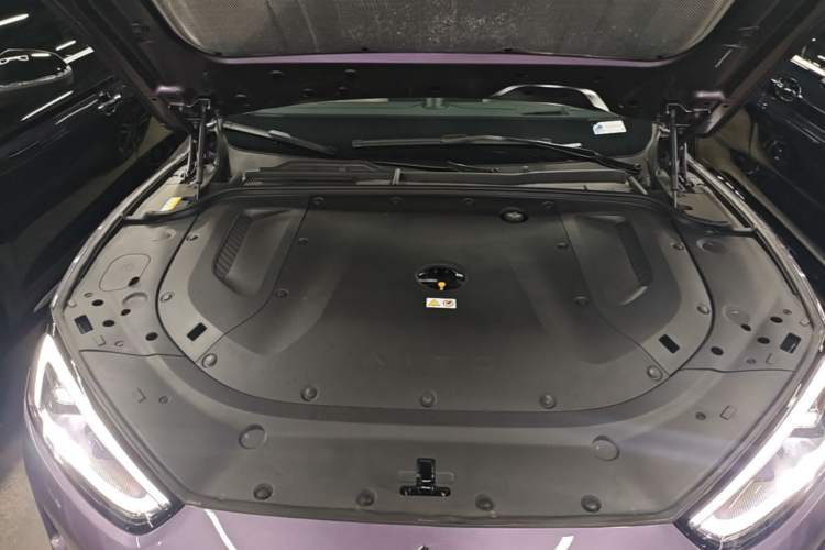 Used Hima AITO M5 2025 Extended-Range Ultra All-Wheel-Drive Version Engine Bay