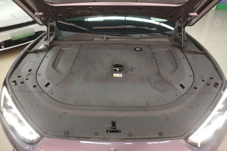 Used Hima AITO M5 2025 Extended-Range Ultra All-Wheel-Drive Version Engine Bay