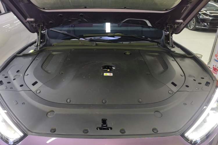 Used Hima AITO M5 2025 Extended-Range Ultra All-Wheel-Drive Version Engine Bay