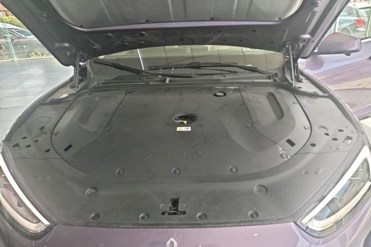 Used Hima AITO M5 2025 Extended-Range Ultra All-Wheel-Drive Version Engine Bay