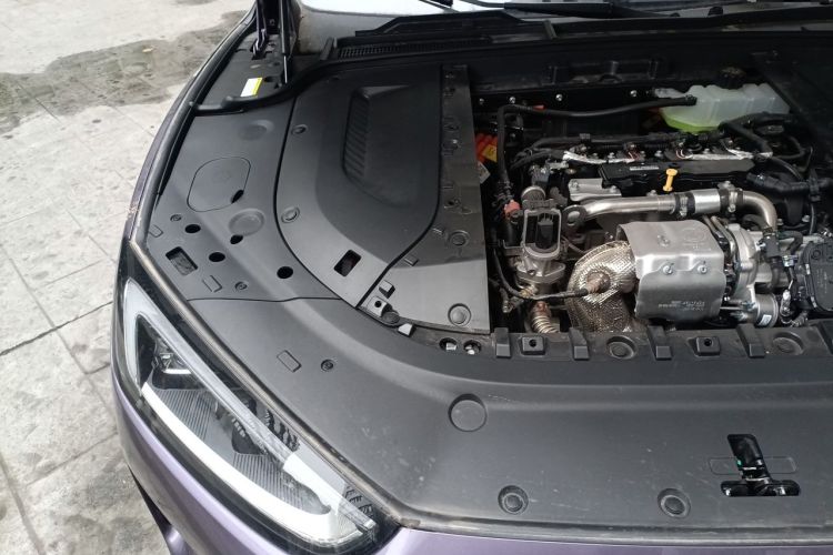 Used Hima AITO M5 2025 Extended-Range Ultra All-Wheel-Drive Version Engine Bay Right
