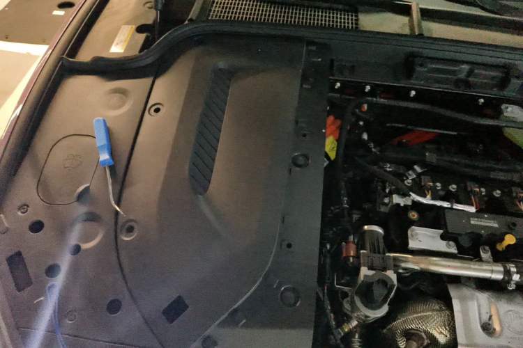 Used Hima AITO M5 2025 Extended-Range Ultra All-Wheel-Drive Version Engine Bay Right