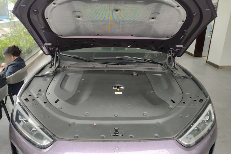 Used Hima AITO M5 2025 Extended-Range Ultra All-Wheel-Drive Version Engine Bay