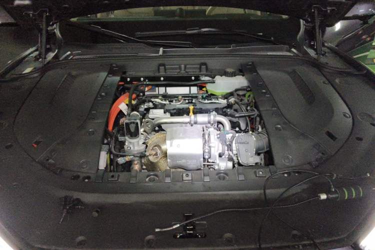 Used Hima AITO M5 2025 Extended-Range Ultra All-Wheel-Drive Version Engine Bay
