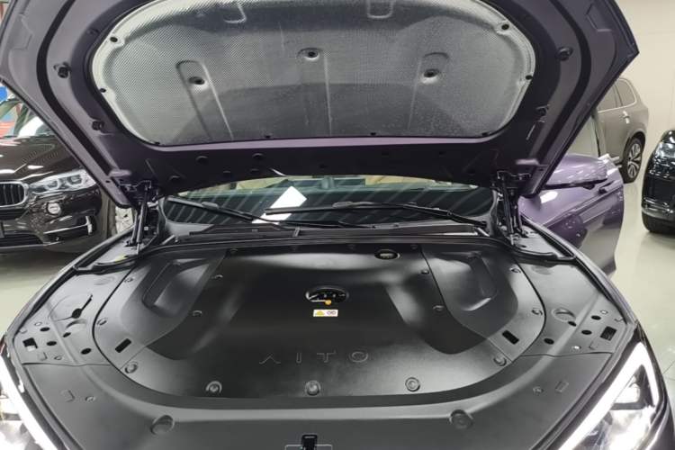 Used Hima AITO M5 2025 Extended-Range Ultra All-Wheel-Drive Version Engine Bay