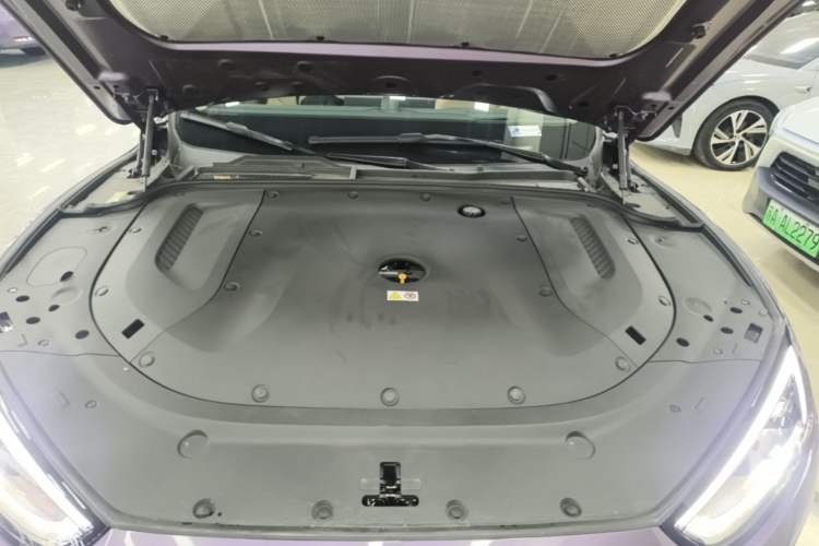 Used Hima AITO M5 2025 Extended-Range Ultra All-Wheel-Drive Version Engine Bay