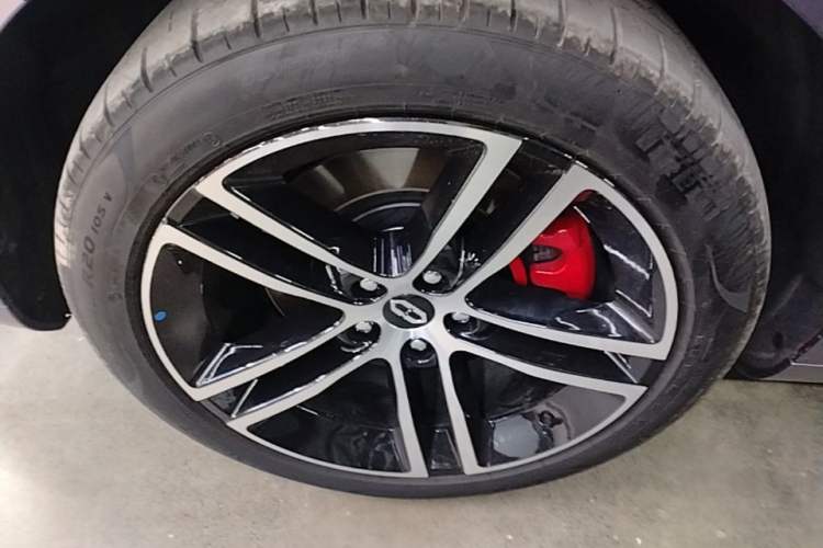 Used Hima AITO M5 2025 Extended-Range Ultra All-Wheel-Drive Version Exterior 1