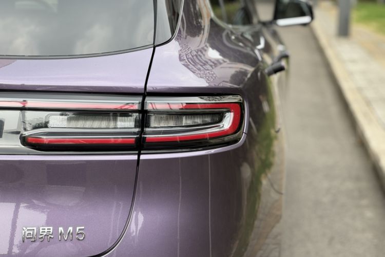 Used Hima AITO M5 2025 Extended-Range Ultra All-Wheel-Drive Version Exterior 2