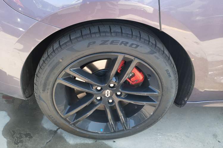 Used Hima AITO M5 2025 Extended-Range Ultra All-Wheel-Drive Version Exterior 3
