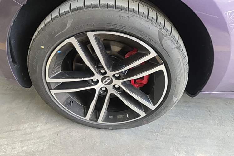 Used Hima AITO M5 2025 Extended-Range Ultra All-Wheel-Drive Version Exterior 4