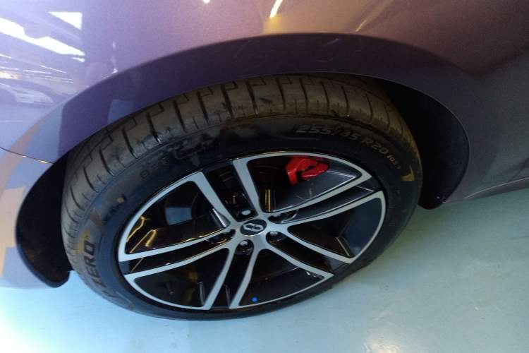 Used Hima AITO M5 2025 Extended-Range Ultra All-Wheel-Drive Version Exterior 4