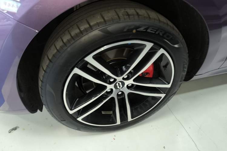 Used Hima AITO M5 2025 Extended-Range Ultra All-Wheel-Drive Version Exterior 4