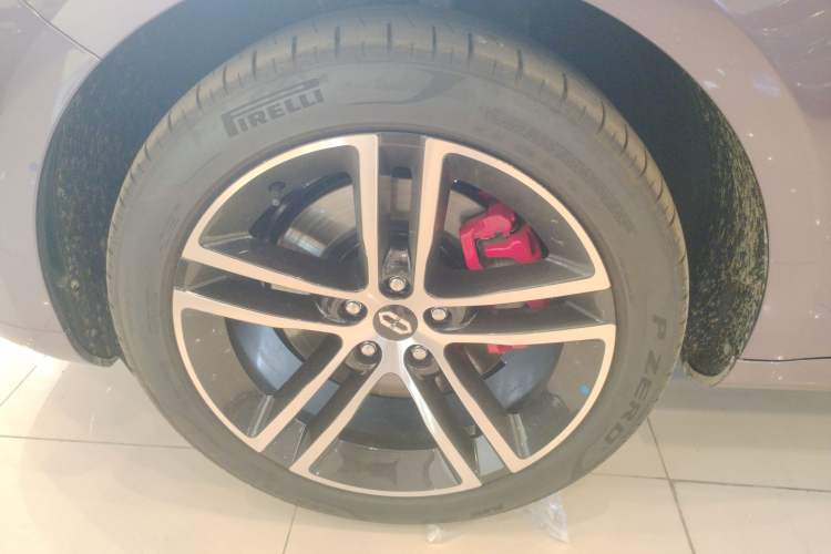 Used Hima AITO M5 2025 Extended-Range Ultra All-Wheel-Drive Version Exterior 4