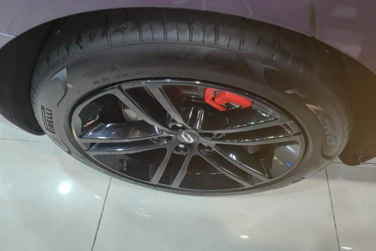Used Hima AITO M5 2025 Extended-Range Ultra All-Wheel-Drive Version Exterior 5