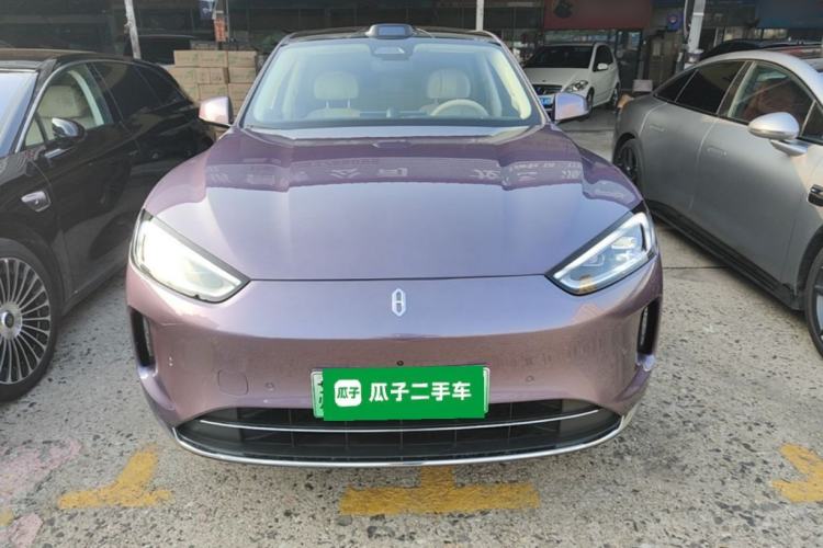 Used Hima AITO M5 2025 Extended-Range Ultra All-Wheel-Drive Version Front