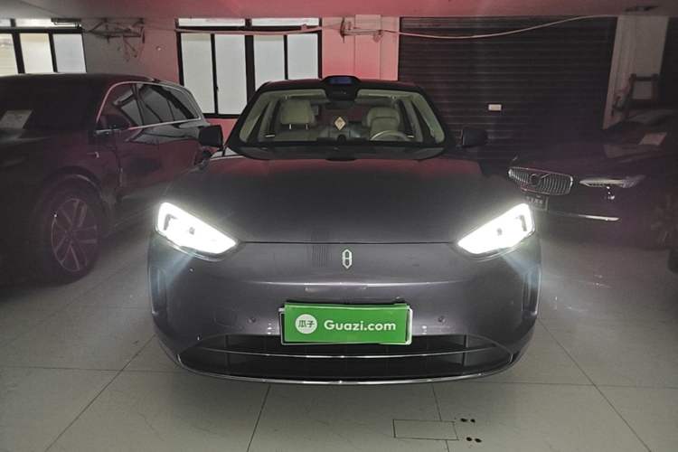 Used Hima AITO M5 2025 Extended-Range Ultra All-Wheel-Drive Version Front