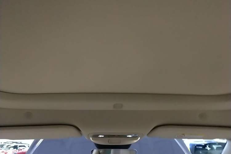 Used Hima AITO M5 2025 Extended-Range Ultra All-Wheel-Drive Version Headliner