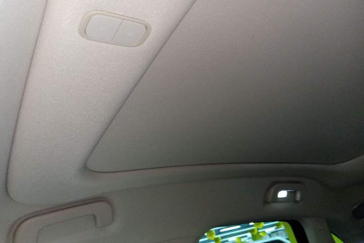 Used Hima AITO M5 2025 Extended-Range Ultra All-Wheel-Drive Version Headliner