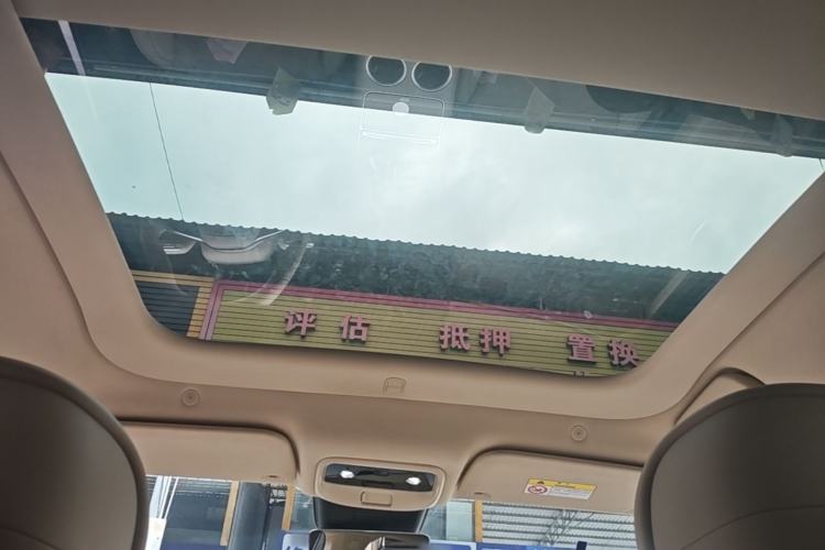 Used Hima AITO M5 2025 Extended-Range Ultra All-Wheel-Drive Version Headliner