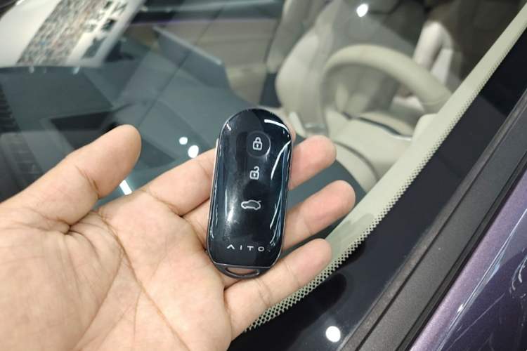 Used Hima AITO M5 2025 Extended-Range Ultra All-Wheel-Drive Version Interior 1
