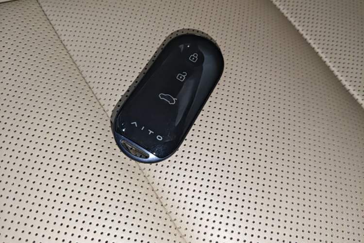 Used Hima AITO M5 2025 Extended-Range Ultra All-Wheel-Drive Version Interior 1