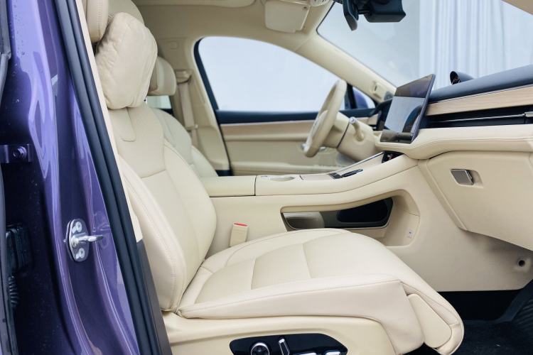 Used Hima AITO M5 2025 Extended-Range Ultra All-Wheel-Drive Version Interior 3