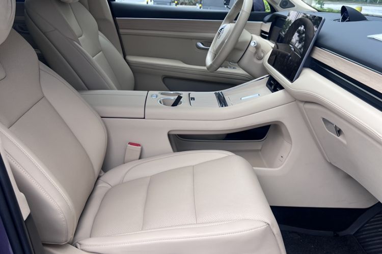 Used Hima AITO M5 2025 Extended-Range Ultra All-Wheel-Drive Version Interior 3