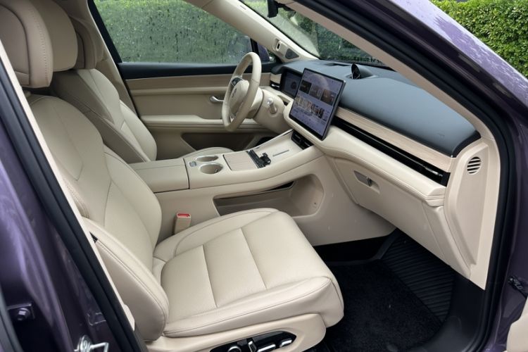 Used Hima AITO M5 2025 Extended-Range Ultra All-Wheel-Drive Version Interior 3