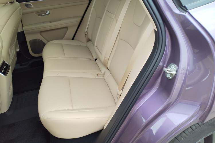 Used Hima AITO M5 2025 Extended-Range Ultra All-Wheel-Drive Version Interior 4