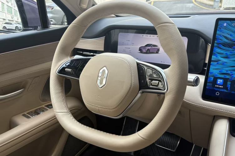 Used Hima AITO M5 2025 Extended-Range Ultra All-Wheel-Drive Version Interior 5