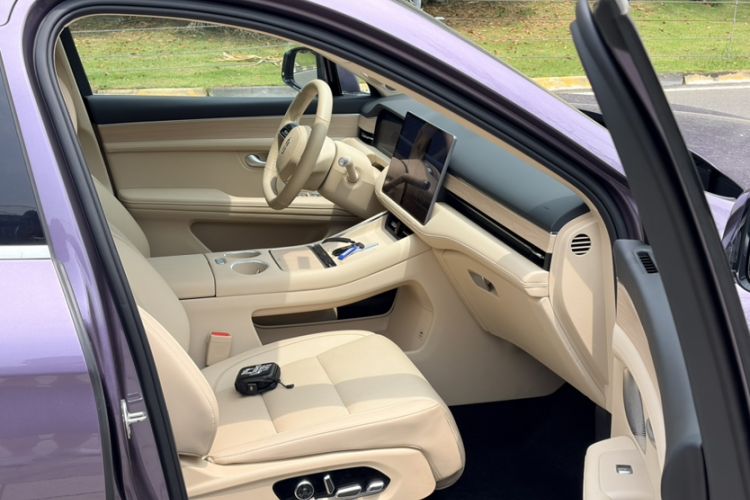 Used Hima AITO M5 2025 Extended-Range Ultra All-Wheel-Drive Version Interior 6