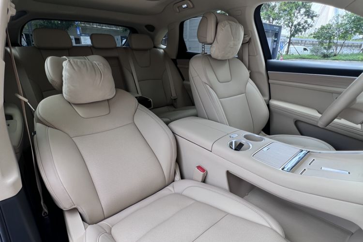 Used Hima AITO M5 2025 Extended-Range Ultra All-Wheel-Drive Version Interior 7