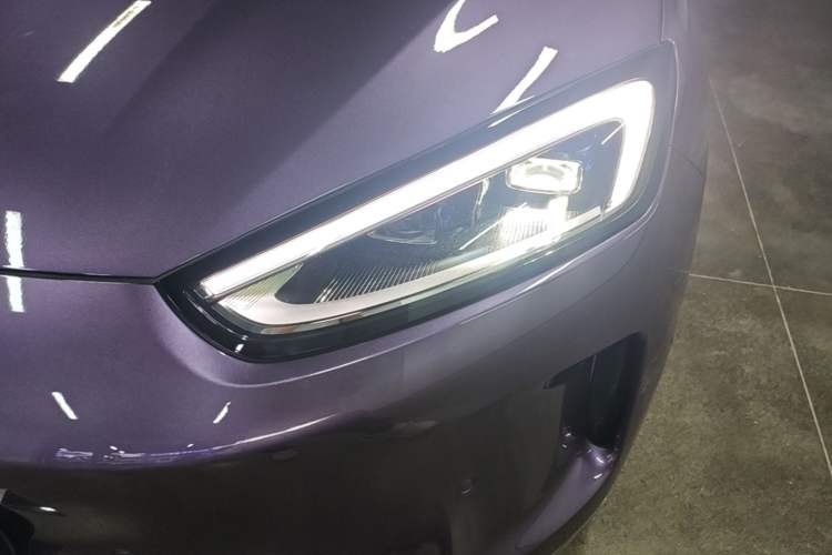 Used Hima AITO M5 2025 Extended-Range Ultra All-Wheel-Drive Version Left Front Headlight