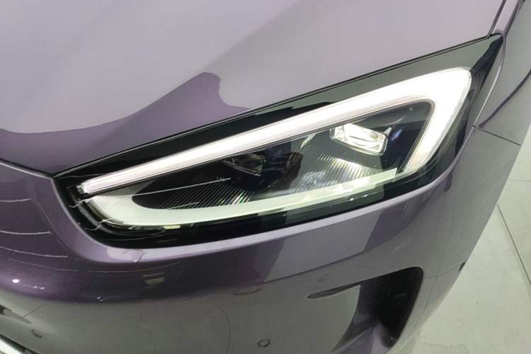 Used Hima AITO M5 2025 Extended-Range Ultra All-Wheel-Drive Version Left Front Headlight