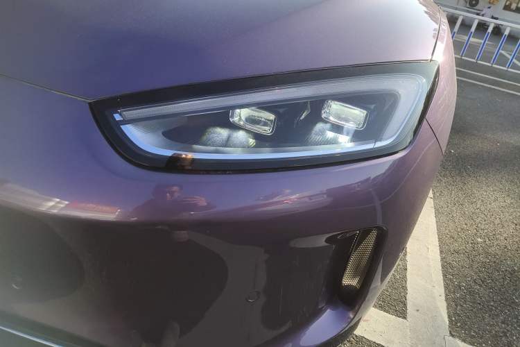 Used Hima AITO M5 2025 Extended-Range Ultra All-Wheel-Drive Version Left Front Headlight