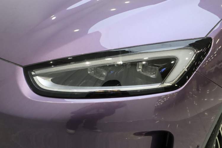 Used Hima AITO M5 2025 Extended-Range Ultra All-Wheel-Drive Version Left Front Headlight