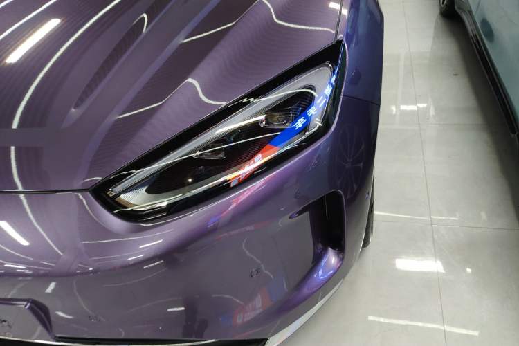 Used Hima AITO M5 2025 Extended-Range Ultra All-Wheel-Drive Version Left Front Headlight