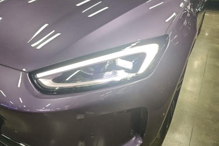 Used Hima AITO M5 2025 Extended-Range Ultra All-Wheel-Drive Version Left Front Headlight