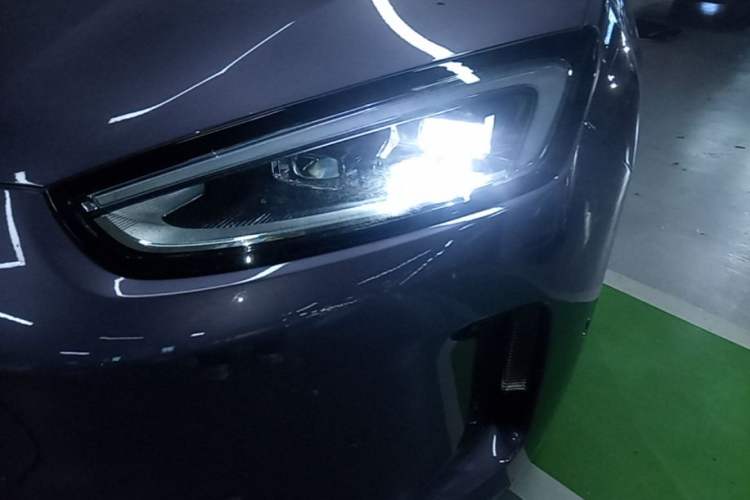Used Hima AITO M5 2025 Extended-Range Ultra All-Wheel-Drive Version Left Front Headlight