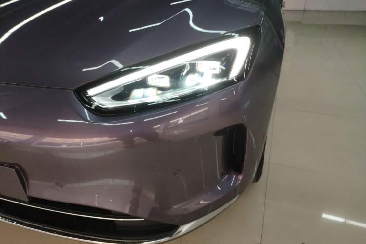 Used Hima AITO M5 2025 Extended-Range Ultra All-Wheel-Drive Version Left Front Headlight