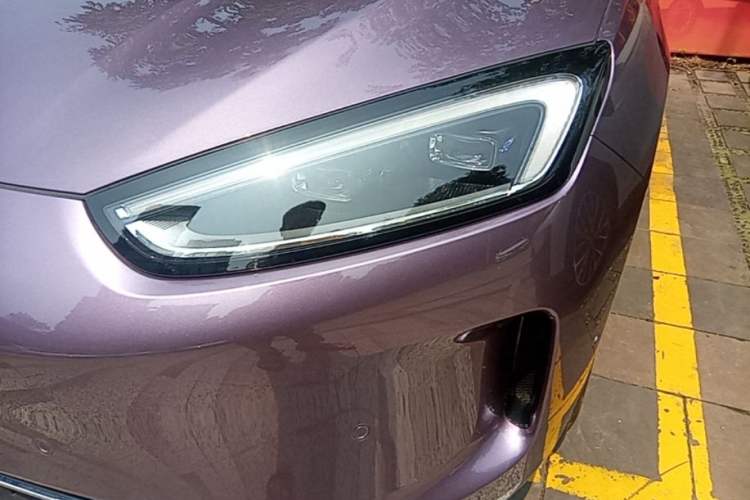 Used Hima AITO M5 2025 Extended-Range Ultra All-Wheel-Drive Version Left Front Headlight