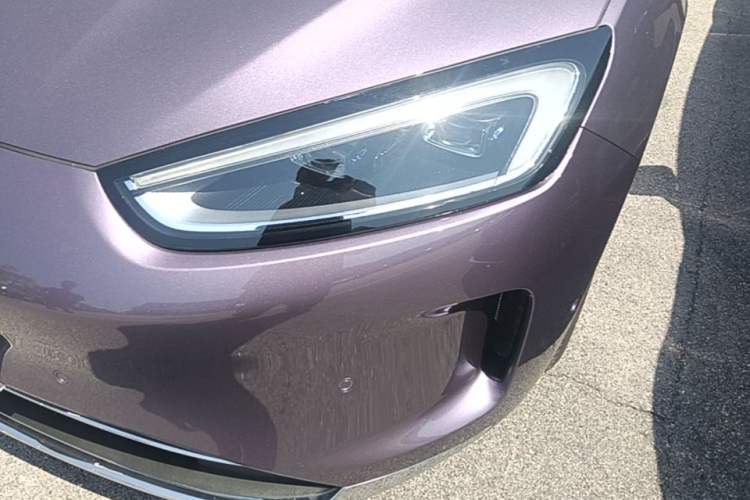 Used Hima AITO M5 2025 Extended-Range Ultra All-Wheel-Drive Version Left Front Headlight