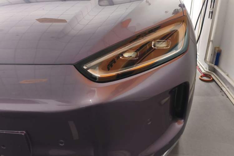 Used Hima AITO M5 2025 Extended-Range Ultra All-Wheel-Drive Version Left Front Headlight