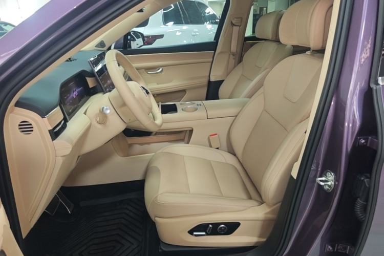 Used Hima AITO M5 2025 Extended-Range Ultra All-Wheel-Drive Version Left Front Seat