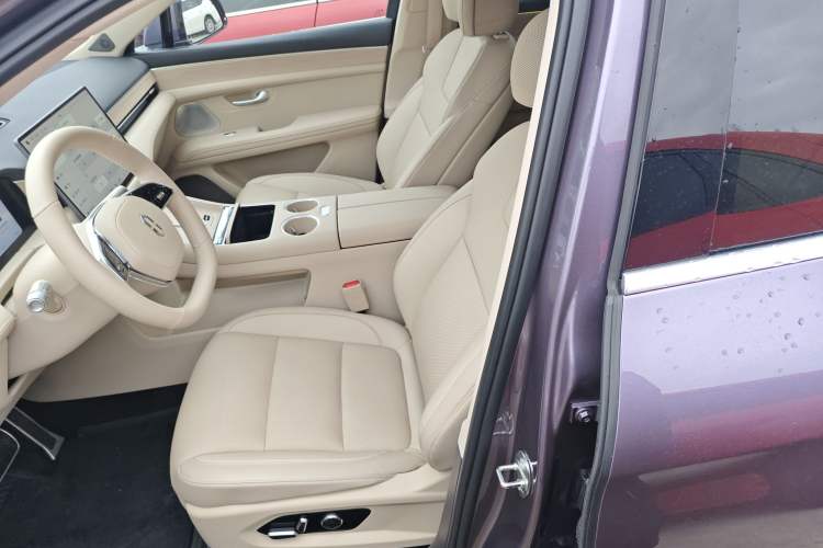 Used Hima AITO M5 2025 Extended-Range Ultra All-Wheel-Drive Version Left Front Seat