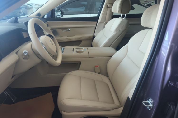 Used Hima AITO M5 2025 Extended-Range Ultra All-Wheel-Drive Version Left Front Seat