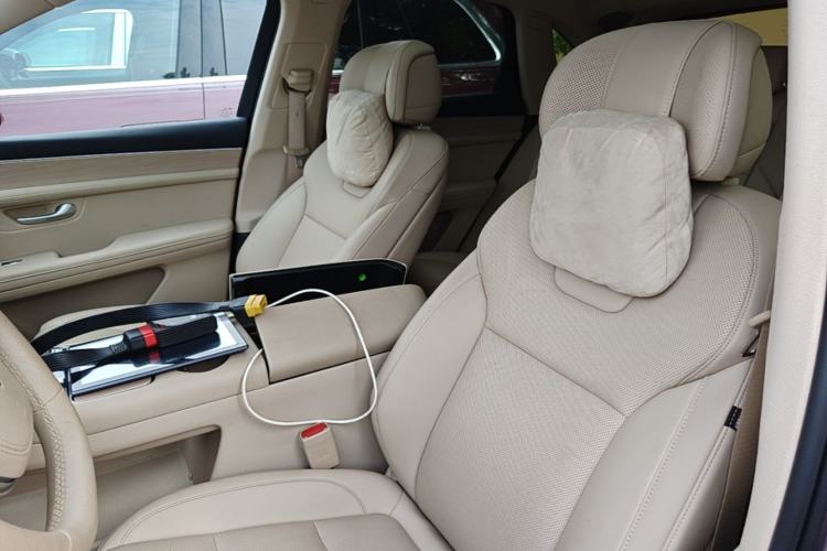 Used Hima AITO M5 2025 Extended-Range Ultra All-Wheel-Drive Version Left Front Seat