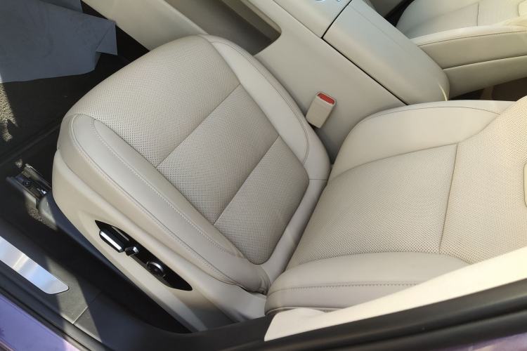 Used Hima AITO M5 2025 Extended-Range Ultra All-Wheel-Drive Version Left Front Seat
