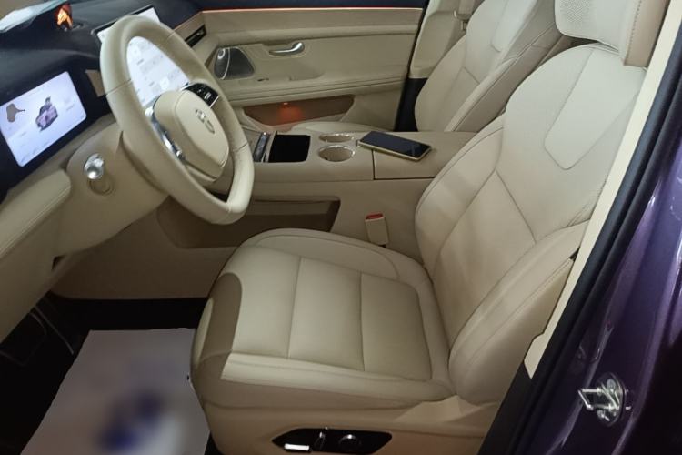 Used Hima AITO M5 2025 Extended-Range Ultra All-Wheel-Drive Version Left Front Seat
